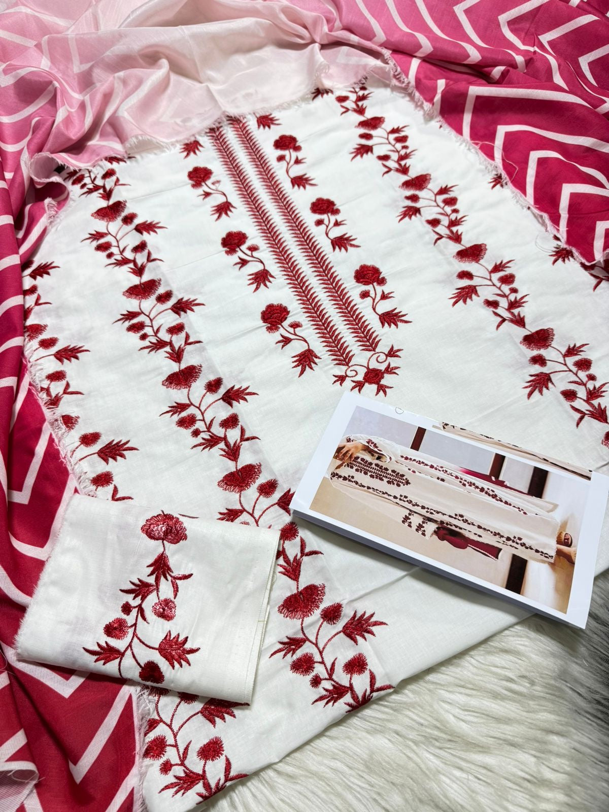 ALIZEH UNSTITCH LAWN EMBROIDERED 3PC (E210)