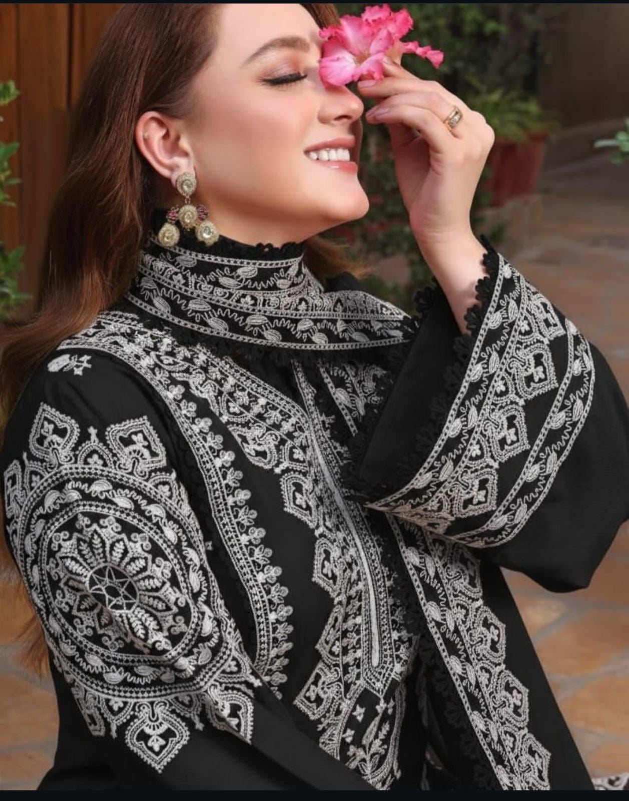 ANEELA’s UNSTITCH LAWN EMBROIDERED 3PC (E252)