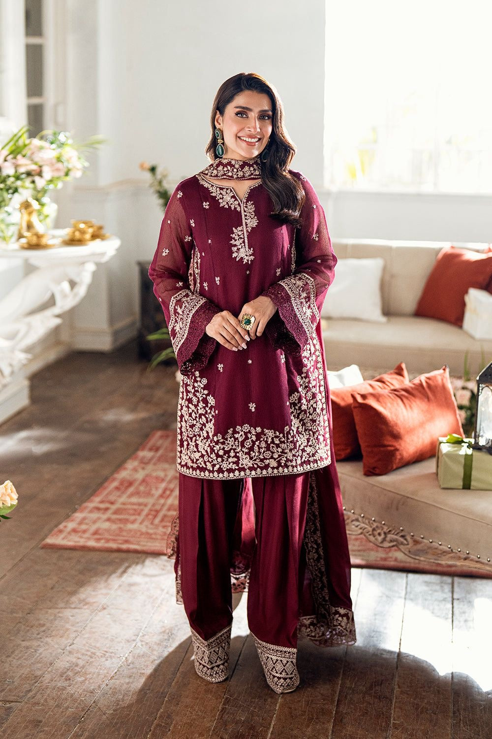 AZURE UNSTITCH LAWN EMBROIDERED 3PC (E240)