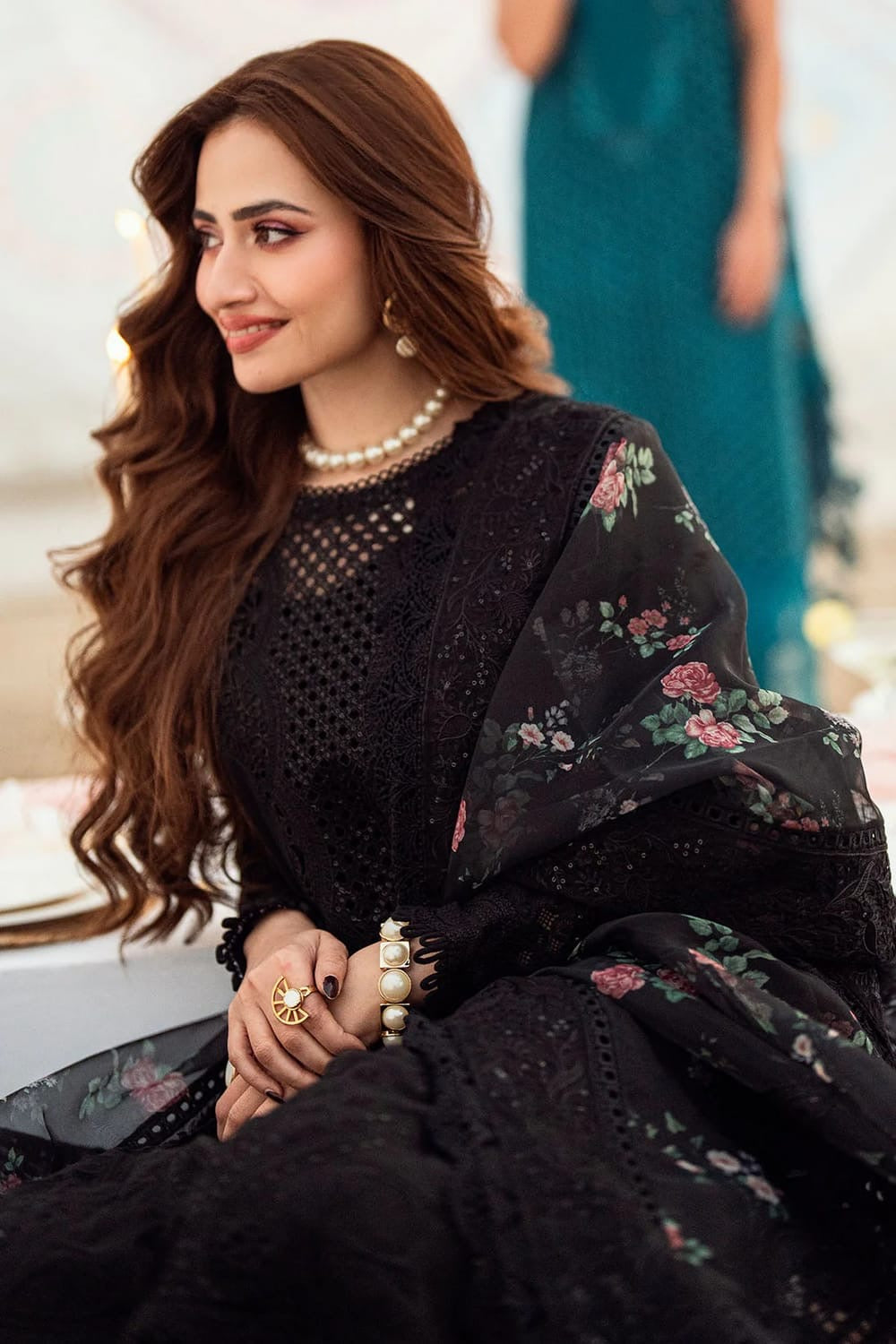 NUREH UNSTITCH LAWN EMBROIDERED 3PC (E261)