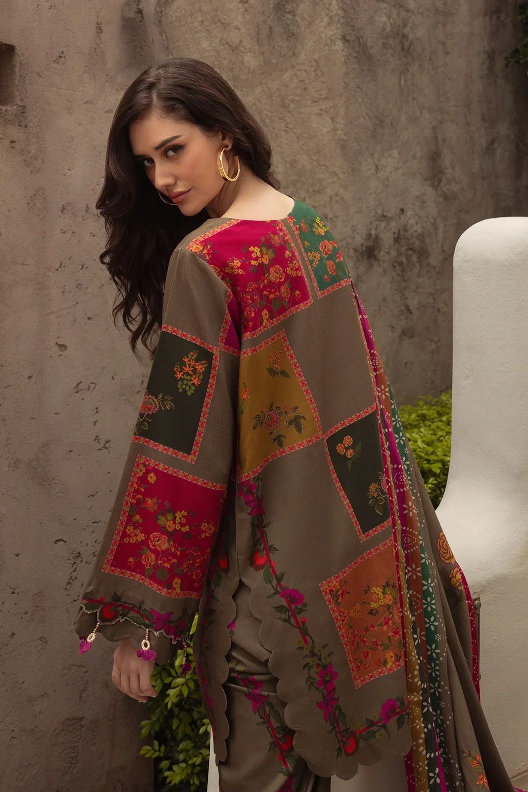 CHARIZMA UNSTITCH LAWN EMBROIDERED 3PC (E247)