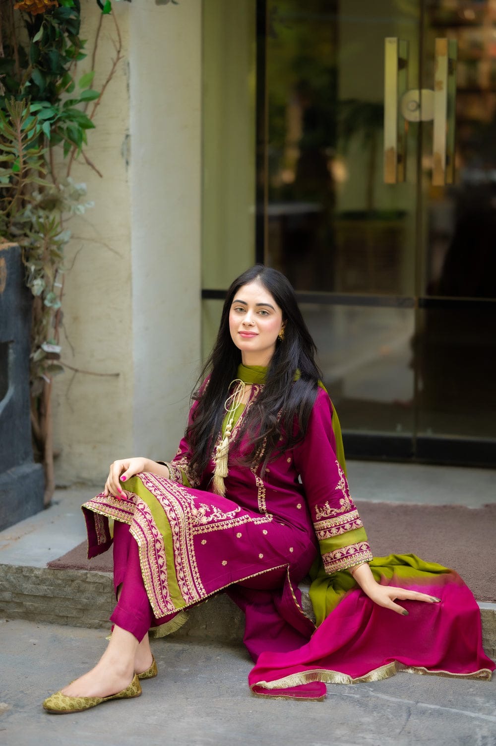 OMAL BY KOMAL UNSTITCH LAWN EMBROIDERED 3PC (E263)