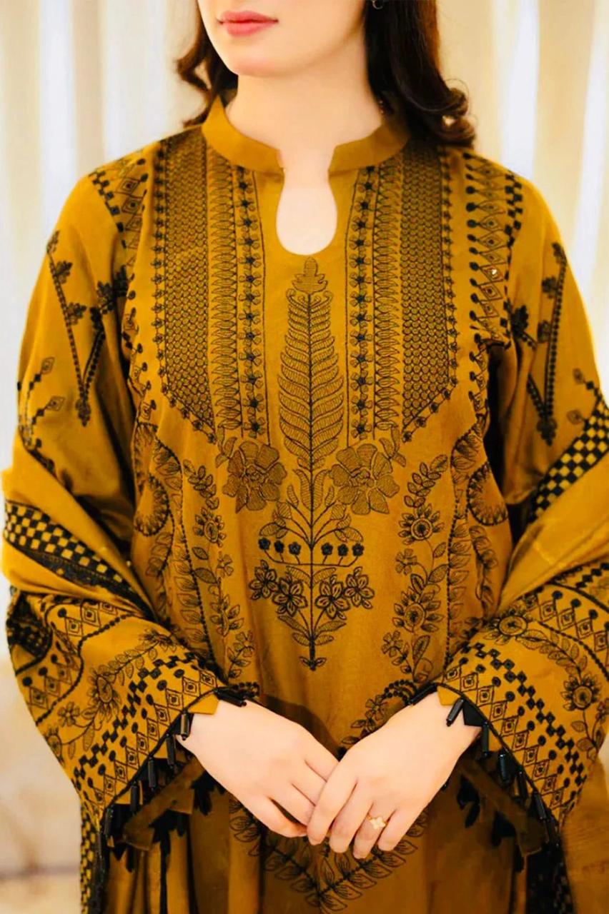 URGE LAWN EMBROIDERED 3PC (E134)