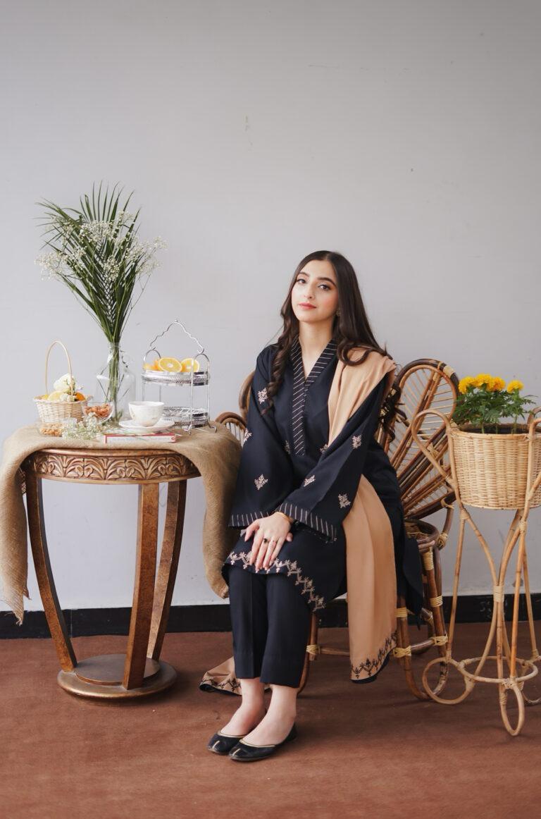 LAWN EMROIDERED 3PC (E116)