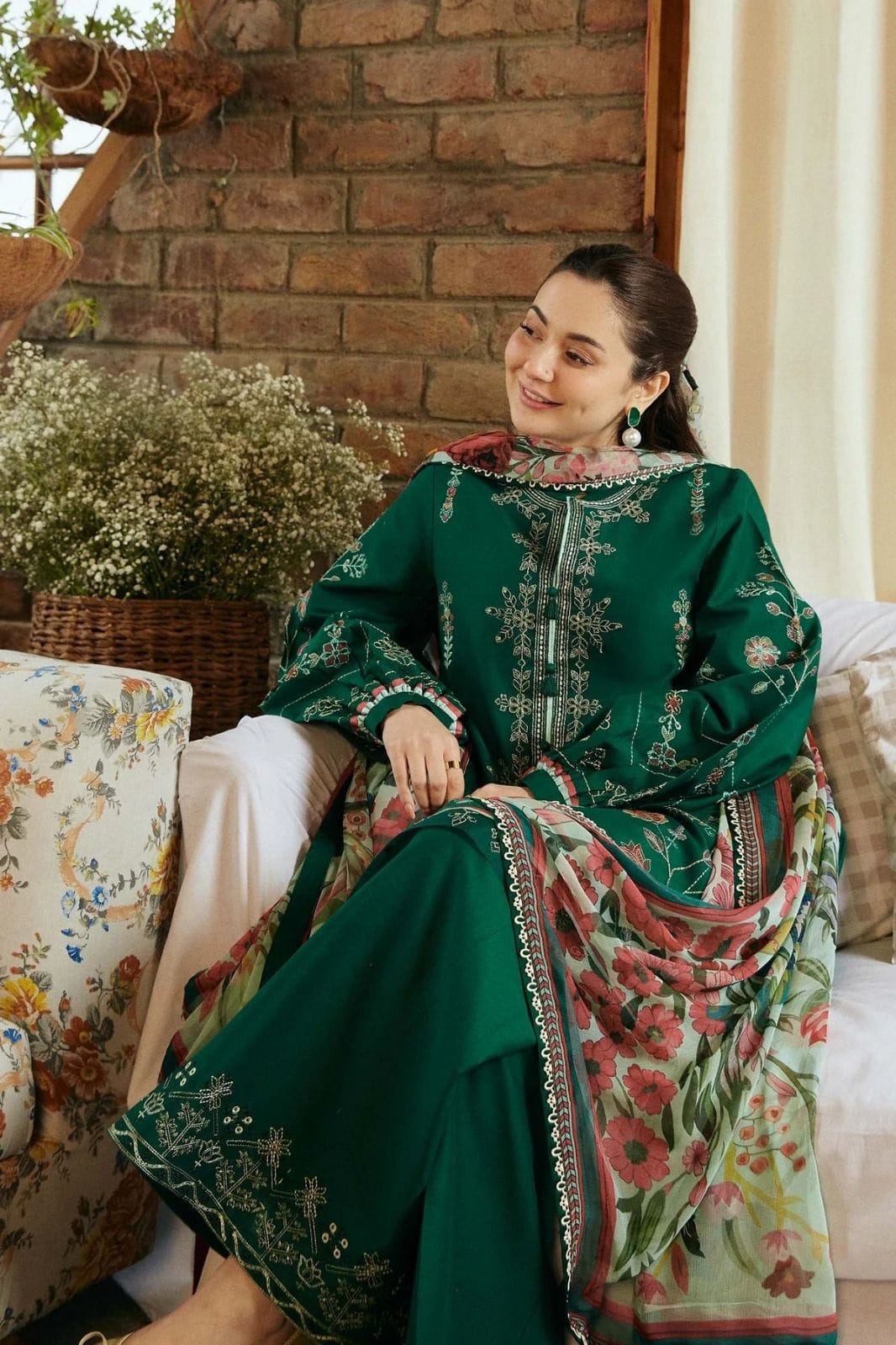 COCO X ZARA SHAH JAHAN LAWN EMBROIDERED 3PC (E121)